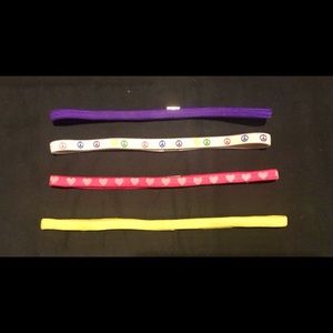 🆓 Bundle of (4) Cute Stretchy Headbands